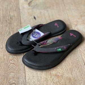 Sanuk  Flipflops